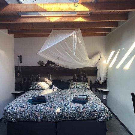 B&B De Garaazje 보쿰 외부 사진